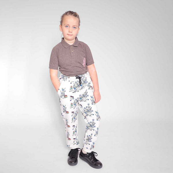 Boys and Girls Sweatpants in White Print